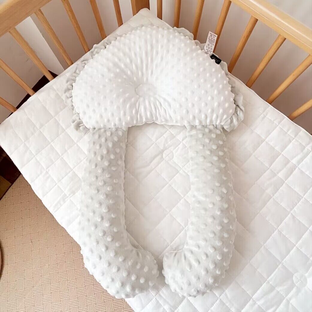 No Top Velvet Anti-Deviation Baby Head Pillow